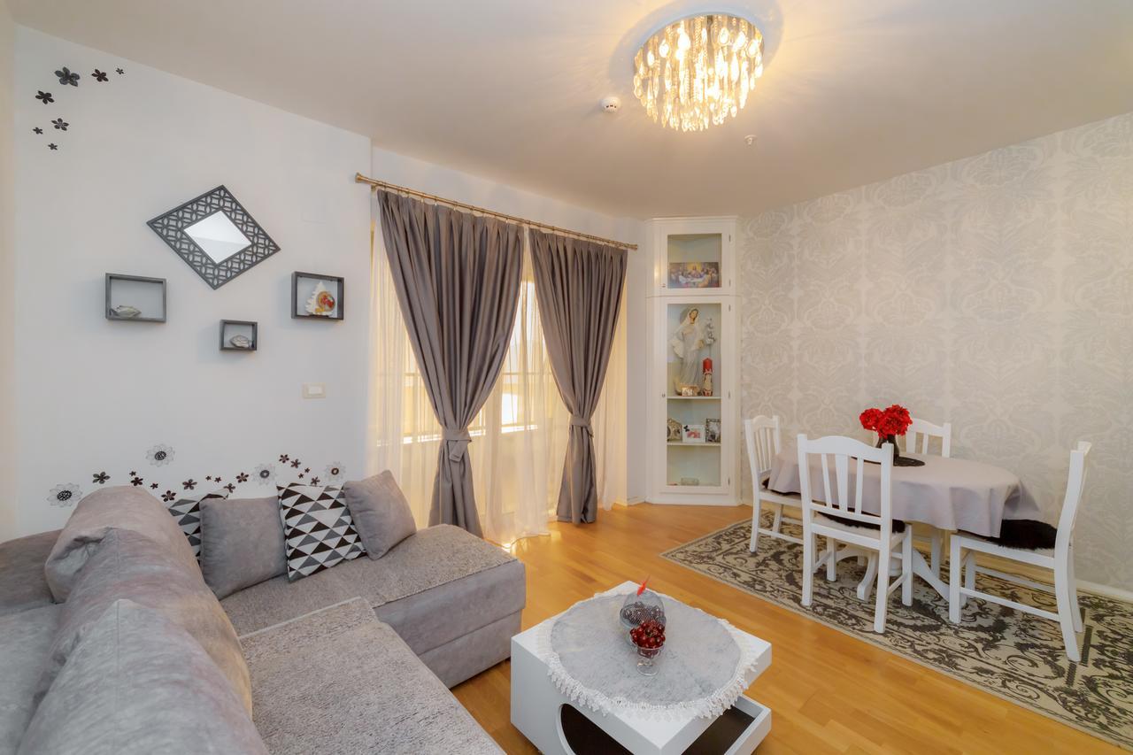 Harmony Apartment